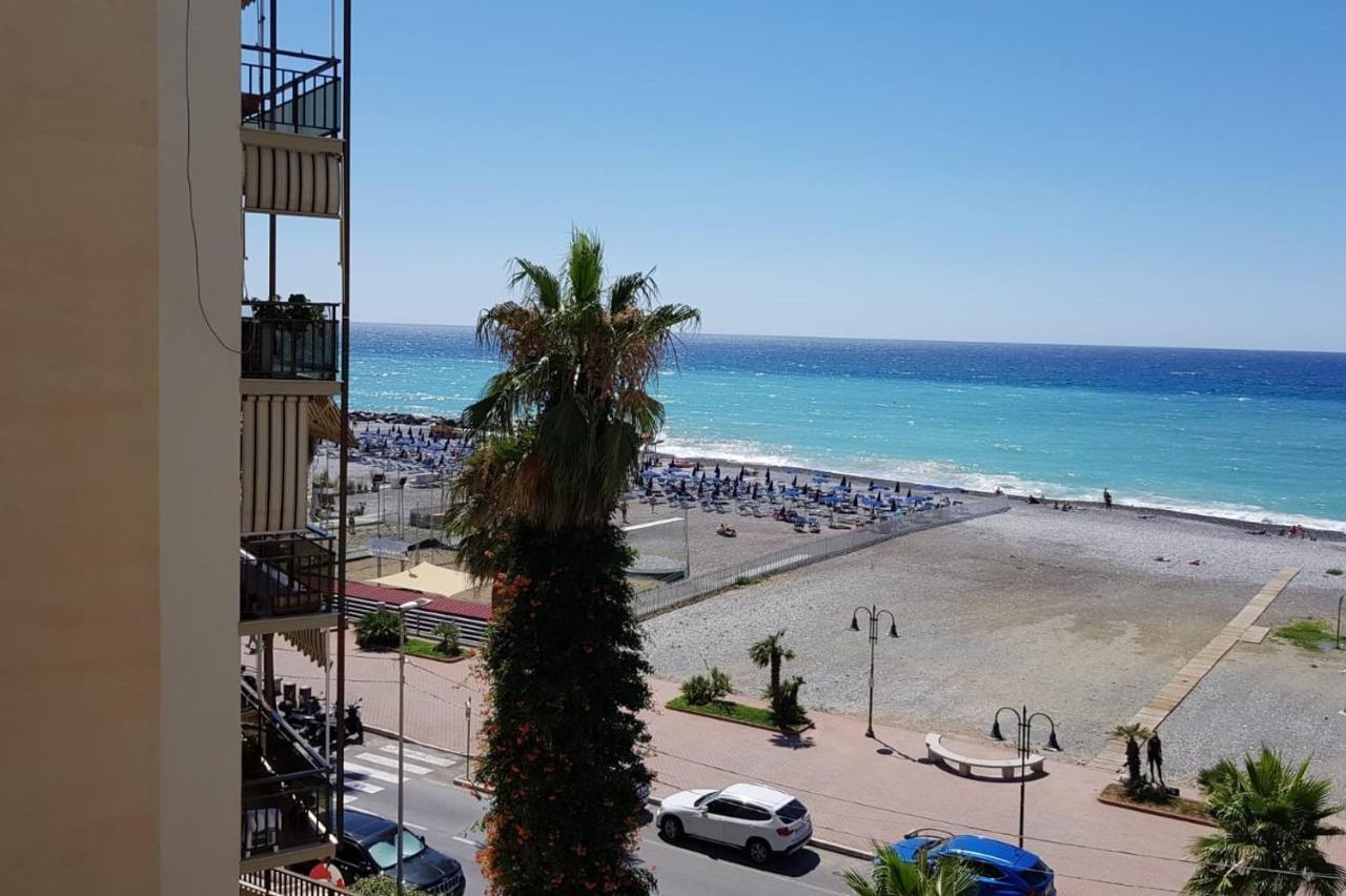 Apartament Casalmare Sabina Ventimiglia Zewnętrze zdjęcie
