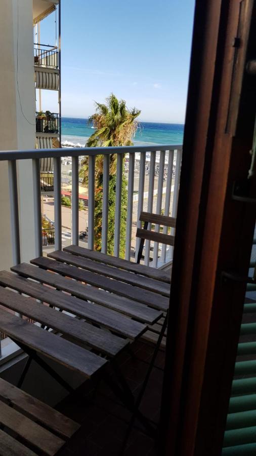 Apartament Casalmare Sabina Ventimiglia Zewnętrze zdjęcie